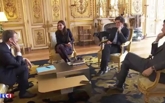 Fransa Cumhurbaşkanının makamında çişini yaptı! - Resim: 2