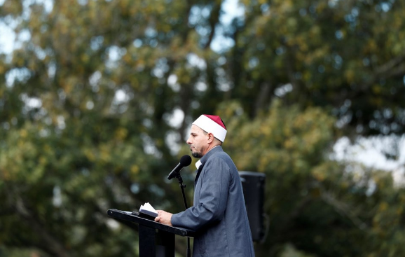 Yeni Zelanda başbakanından hadisli mesaj! Katliam kurbanları böyle anıldı - Resim: 4