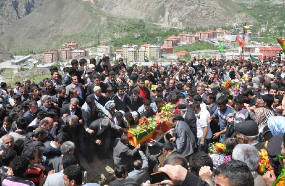 Hakkari yine karıştı - Resim: 4