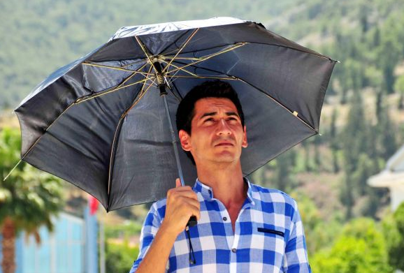 Sosyal medyada 'duran adam' geyikleri - Resim: 2