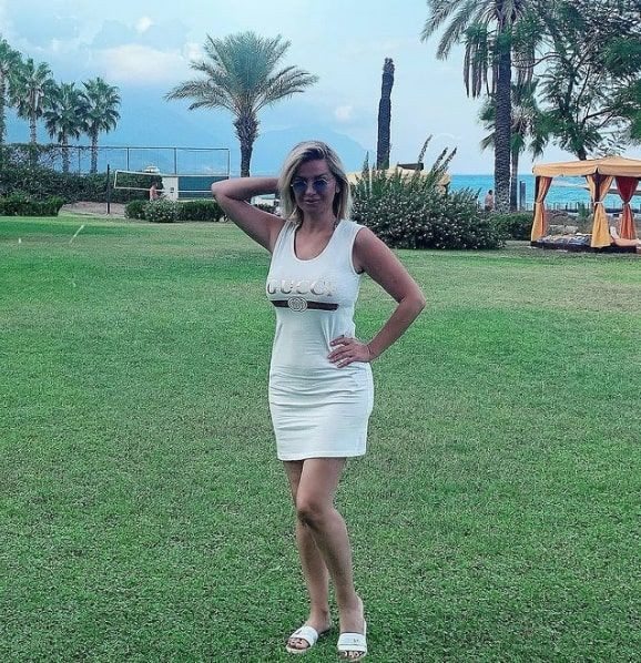 Songül Karlı göğüs ucu krizi çıkardı frikik verdi uyarılınca inadına paylaştı - Resim: 2