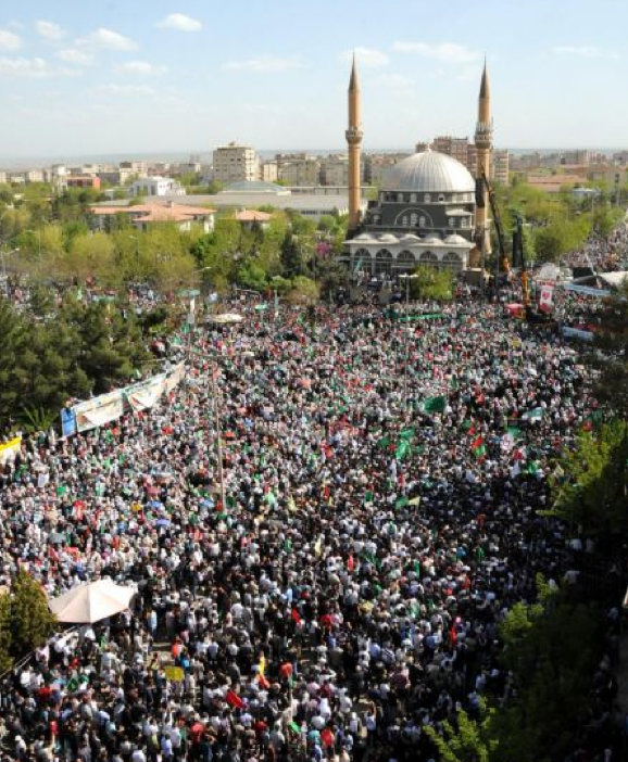Diyarbakır böyle kalabalık görmedi! - Resim: 3