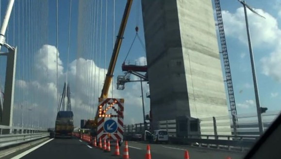 İstanbul trafiği felç 5 kilometrelik kuyruk oluştu - Resim: 3