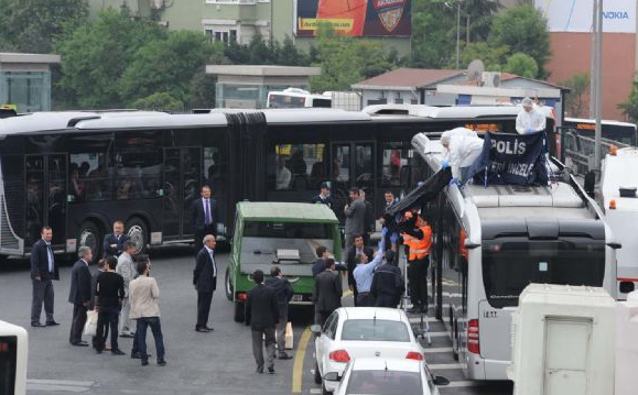 Metrobüs'ün üzerinde ceset bulundu... - Resim: 3