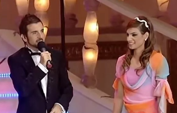 Meğer Popstar Özlem Güneş oymuş! Adını değiştirip tesettüre girdi "Midem bulandı, son sahnem oldu" dedi - Resim: 1