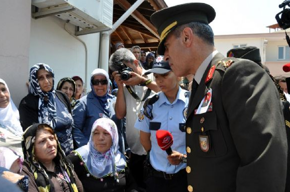 Şehit Onbaşı toprağa verildi - Resim: 4