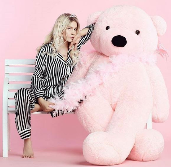 Aleyna Tilki'nin Sen olsan bari şarkısı ve klibi çalıntı mı? - Resim: 3