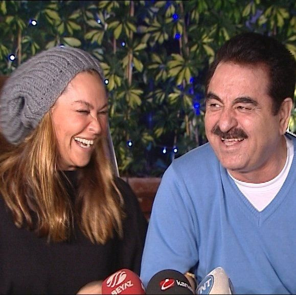 Hülya Avşar İbrahim Tatlıses'i gözyaşlarına boğdu telefonla aradı - Resim: 1