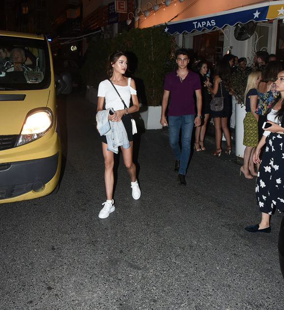 Aslıhan Karalar’a 700 bin liralık hediye! - Resim: 1