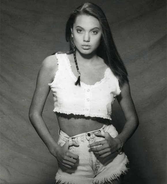 Angelina Jolie o fotoğrafları satışa çıkardı!  - Resim: 4