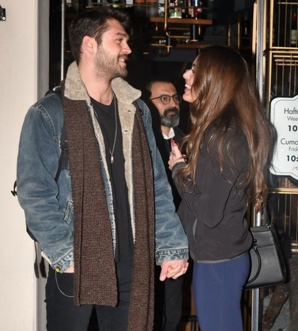 Çukur'un Sena'sı Dilan Çiçek Deniz'den ayrılık sonrası ilk hamle - Resim: 1