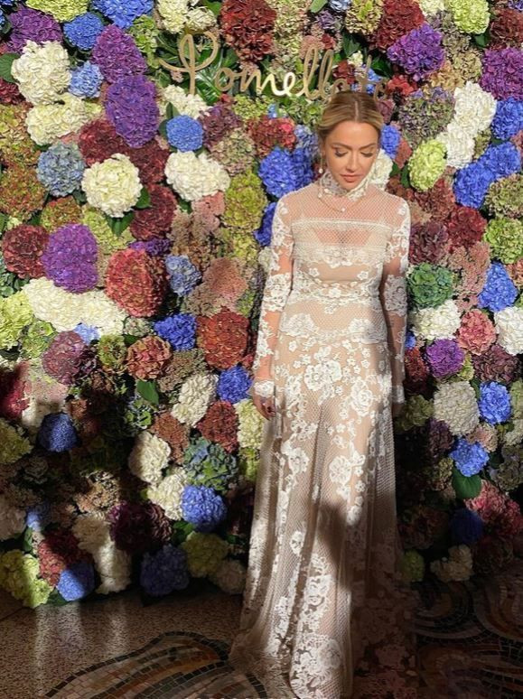 Hadise Milano'da rüzgar gibi esti! Ünlü mücevher markasının ilk Türk temsilcisi - Resim: 3