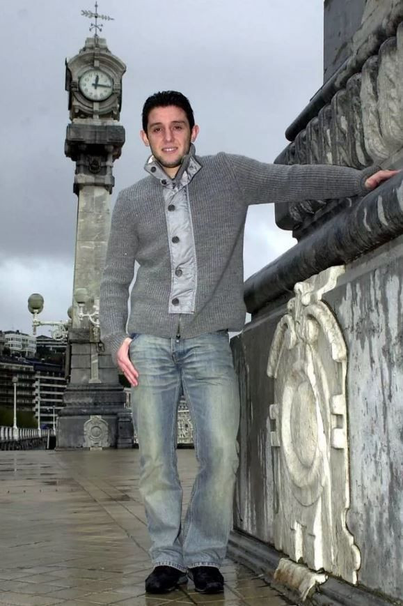 Futbol camiasının şaşırtan kıyafet seçimleri - Resim: 2