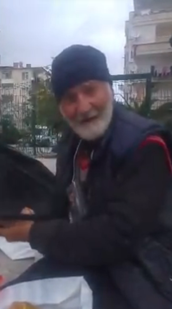 Emekli öğretmenin cansız bedeni çöp evde bulundu - Resim: 2