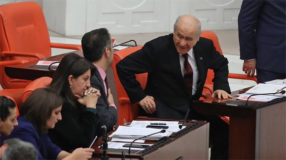 Meclis'te dikkat çeken sohbet! - Resim: 2