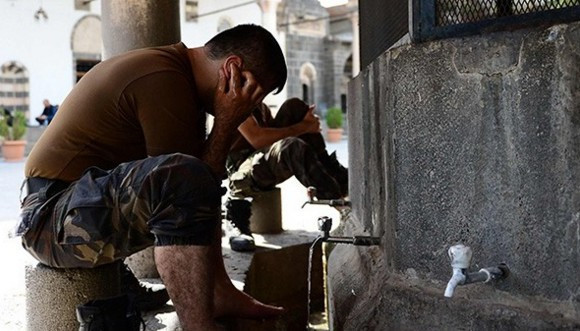 Helal olsun dedirtti ezanı bakın kim okumuş ? - Resim: 2