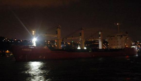 Boğaz'da faciadan dönüldü - Resim: 1