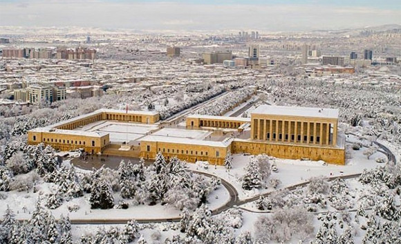 Ankara'da okullar tatil mi? Kar yağışı sürüyor - Resim: 1
