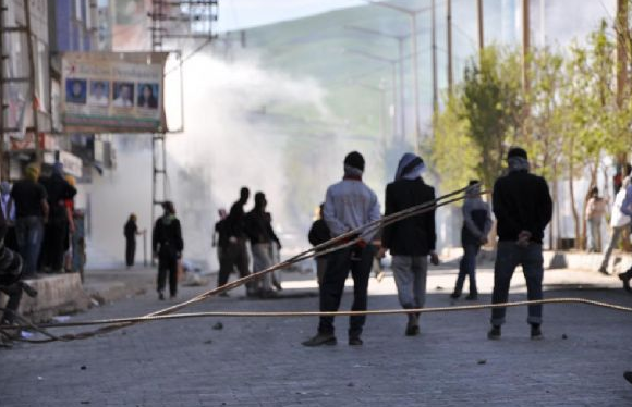 Hakkari yine karıştı - Resim: 2