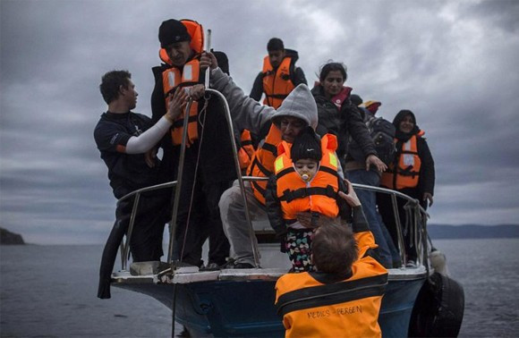 Dünyanın seyrettiği insanlık utancı! - Resim: 2