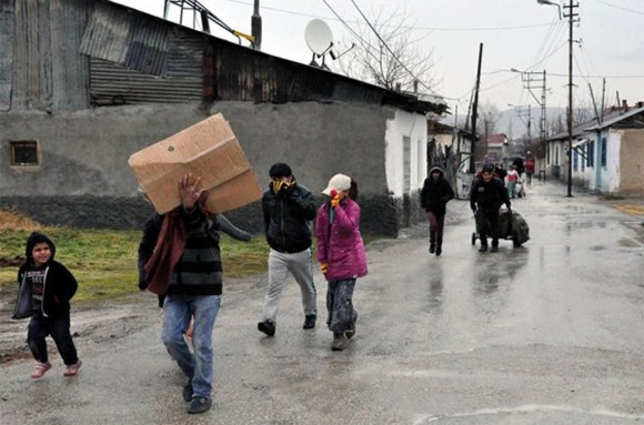 Elazığ'da yürek burkan görüntüler - Resim: 1