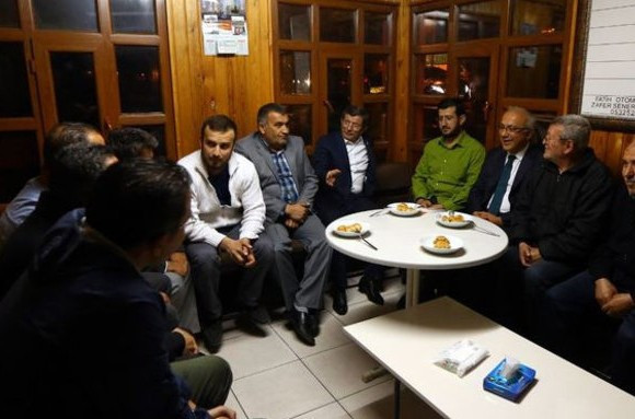 Davutoğlu'ndan şoför esnafına ziyaret - Resim: 2