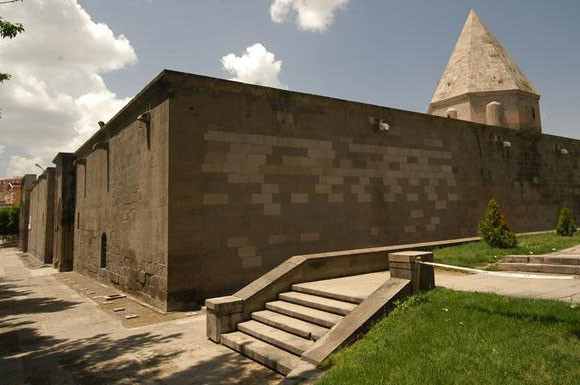 Hayrünisa Gül'ü utandıran Gevher Nesibe - Resim: 4