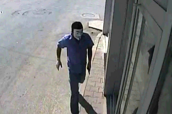 Silahlı soyguncular güvenlik kamerasında... - Resim: 4