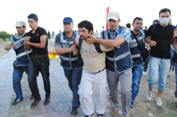 Gezi Parkı eylemcilerine operasyon! - Resim: 2