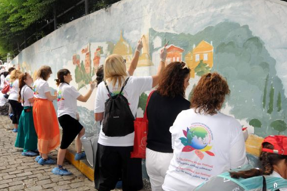 Karadeniz sokakları rengarenk! - Resim: 2