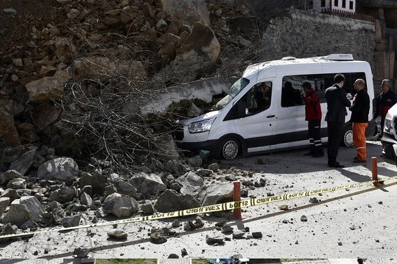 Gümüşhane'de herşey bir kaç saniyede oldu - Resim: 3
