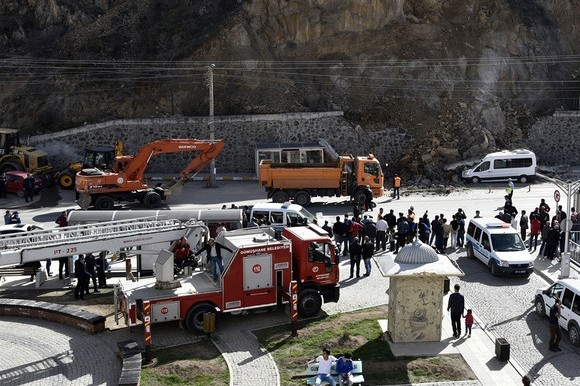 Gümüşhane'de herşey bir kaç saniyede oldu - Resim: 4