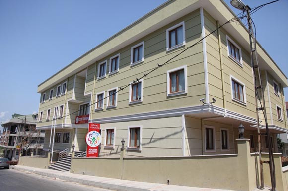 Ataşehirli kız öğrenciler yaşadı - Resim: 1