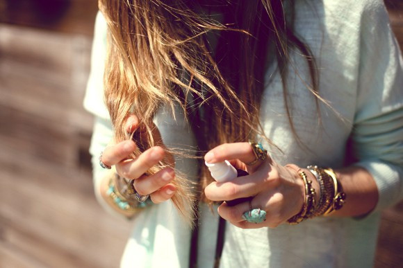 Saçlarınızın rengini papatya suyu ile açın - Resim: 3