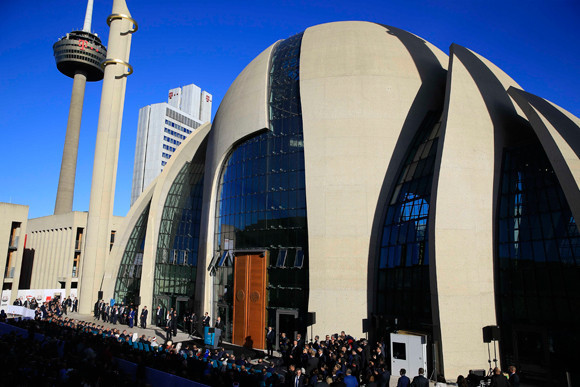 Avrupa'nın en büyük camisi Köln'de açıldı - Resim: 3