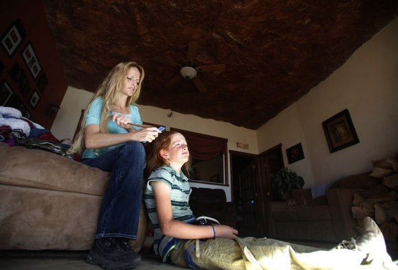 Çok eşlili gizemli tarikat ilk kez görüntülendi - Resim: 1