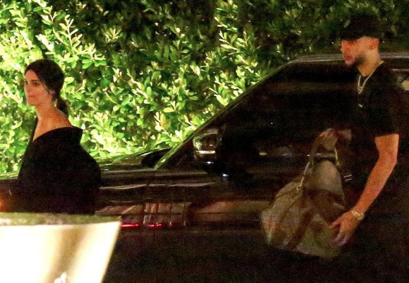 En yakın arkadaşının kardeşiyle öpüşürken yakalandı - Resim: 3