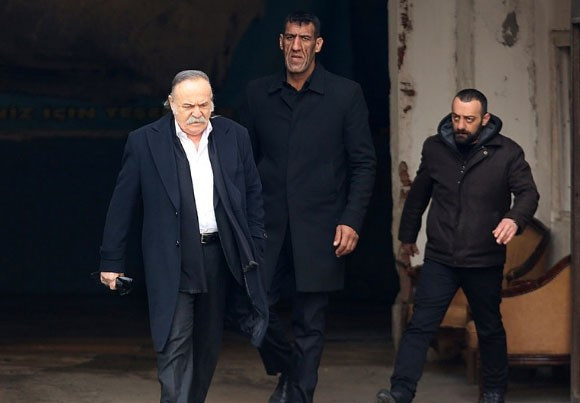 İçerde'nin Celal Baba'sı bu halini hatırlıyor musunuz? - Resim: 1