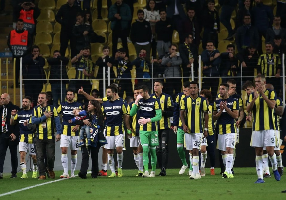 Fenerbahçe'den anlamlı hediye! Gözyaşları sel oldu - Resim: 2