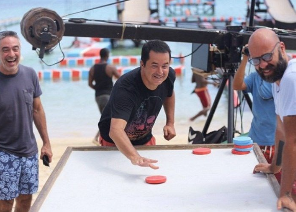 Acun bombayı patlattı! Survivor'daki partiye katılacak iki ünlü isim - Resim: 2