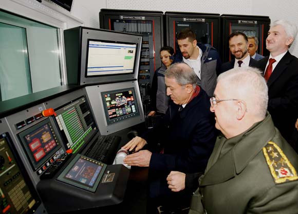 Milli Savunma Bakanı Hulusi Akar, TEI'yi ziyaret etti - Resim: 1