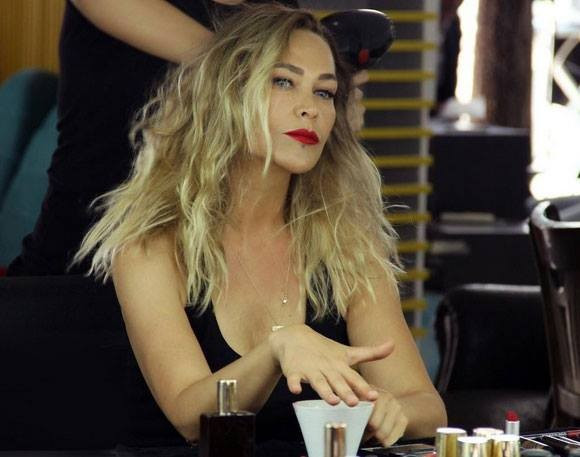 Hülya Avşar'ın yeni imajı Instagram'ı salladı!  - Resim: 3