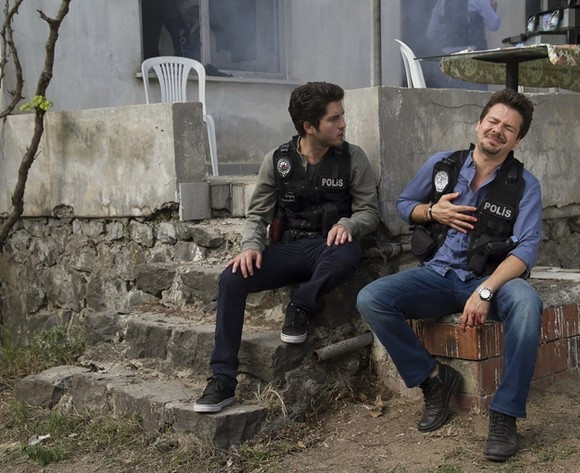 Arka Sokaklar'da FETÖ krizi! Apar topar gözaltına alındı - Resim: 4