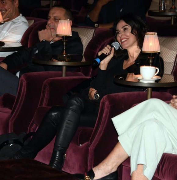 Defne Samyeli Cem Yılmaz'ı fena zorladı: Toplumun içinde bu kadar... - Resim: 2