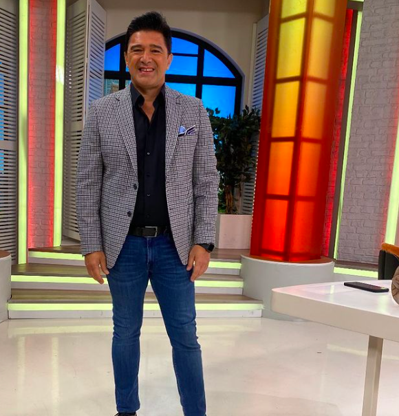 Erdoğan'ı sevmek suç mu dedi Hakan Ural çıldırdı! Hadi ben devletin yalakasıyım siz nesiniz! - Resim: 1