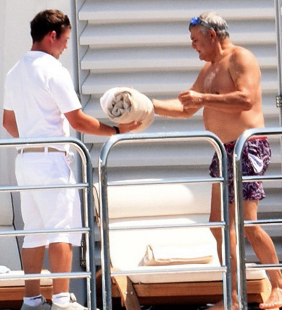 Ünlü milyarder lüks yatıyla Türkiye'de! İçinde ne ararsan var - Resim: 2