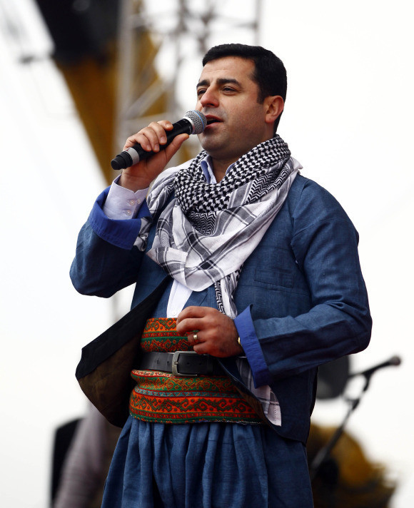 Kazlıçeşme'de Nevruz kutlamaları - Resim: 1