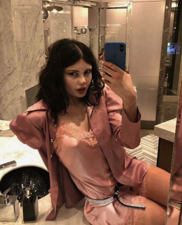 Bahar Candan bu kez paçayı fena kaptırdı! Atatürk'ün sözüyle alay etti, paylaşımına tepki yağdı - Resim: 3