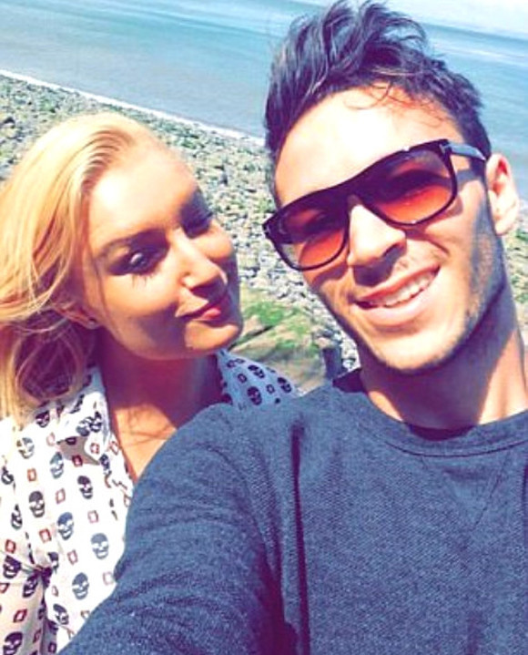 Ünlü modelden bomba itiraf: İlişki sırasında... - Resim: 1