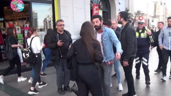 Taksim'de 87 yaşındaki adamdan taciz rezilliği kız sinir krizleri geçirdi - Resim: 1